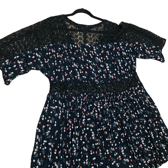 ASOS floral lace dress size 16 - Picture 9 of 10